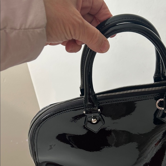 Danier Black Patent Leather Crossbody Bag Satchel NWOT Gorgeous Quiet Luxury - Picture 16 of 16